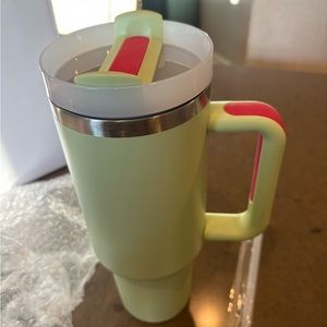 NWT Water Tumbler - 40 oz